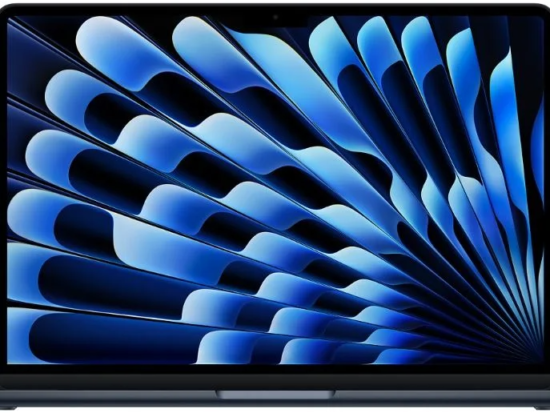 Apple M5 13 Inch MacBook Air Midnight